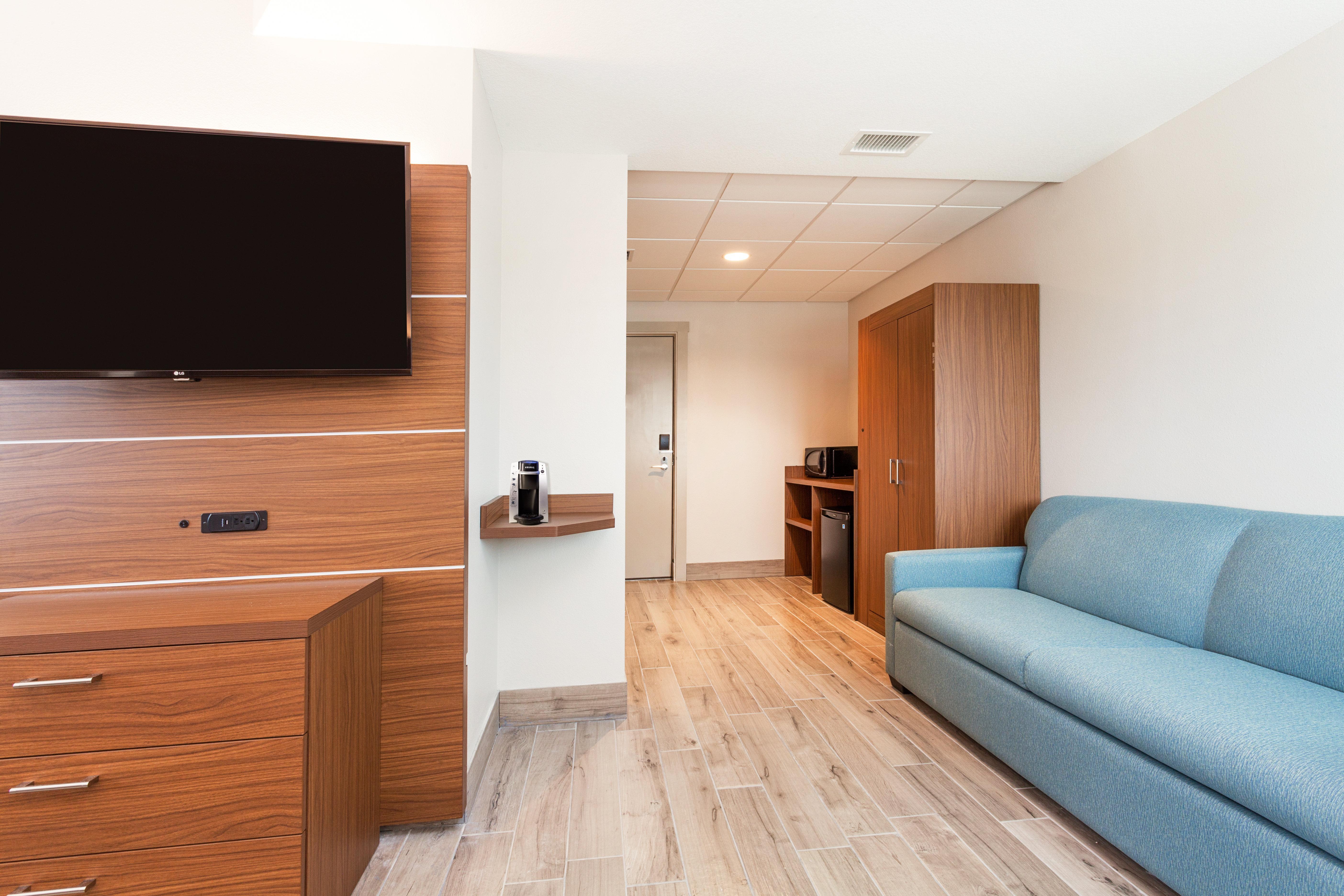 Holiday Inn Express & Suites Panama City Beach Beachfront By Ihg Esterno foto
