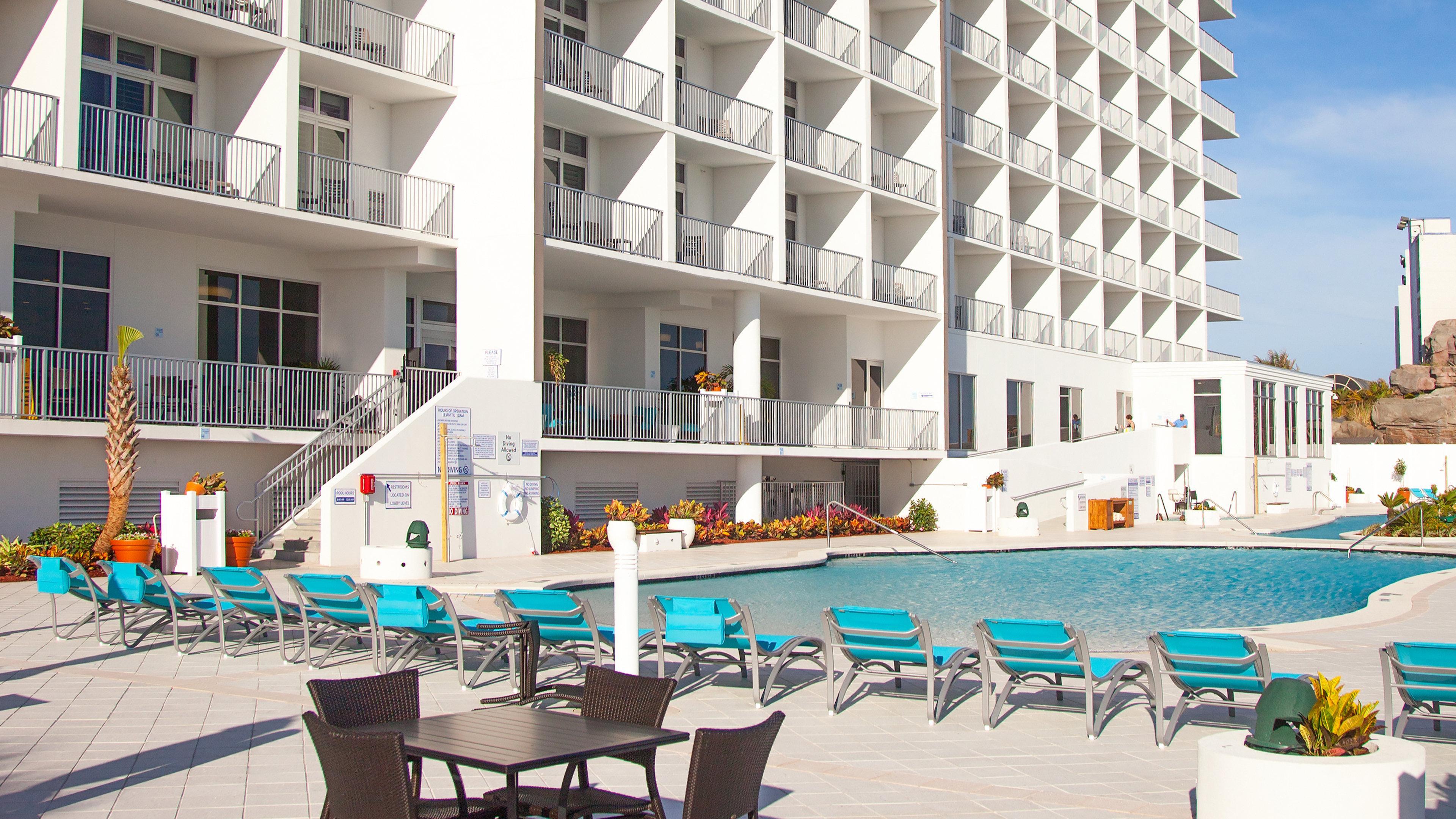 Holiday Inn Express & Suites Panama City Beach Beachfront By Ihg Esterno foto