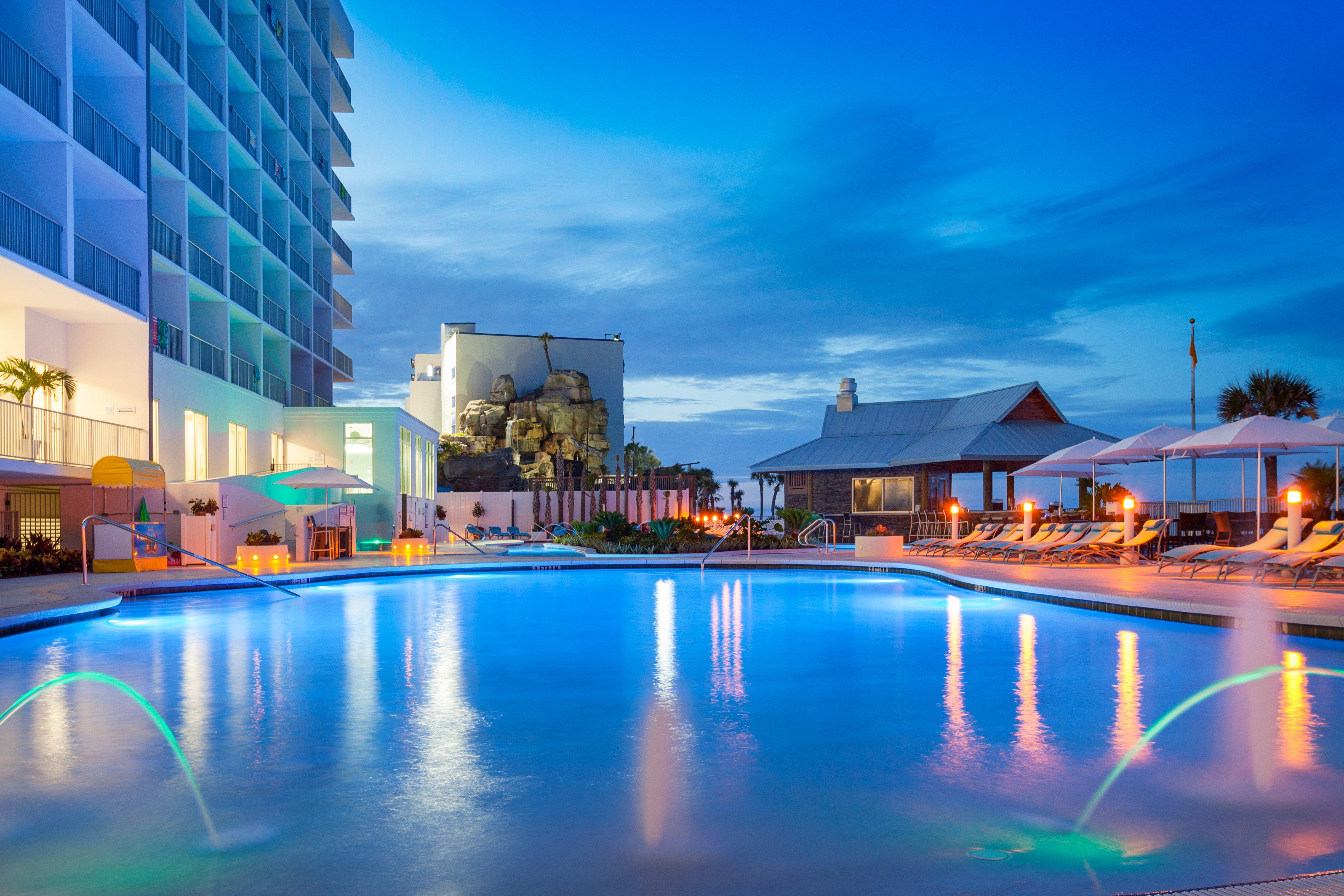 Holiday Inn Express & Suites Panama City Beach Beachfront By Ihg Esterno foto